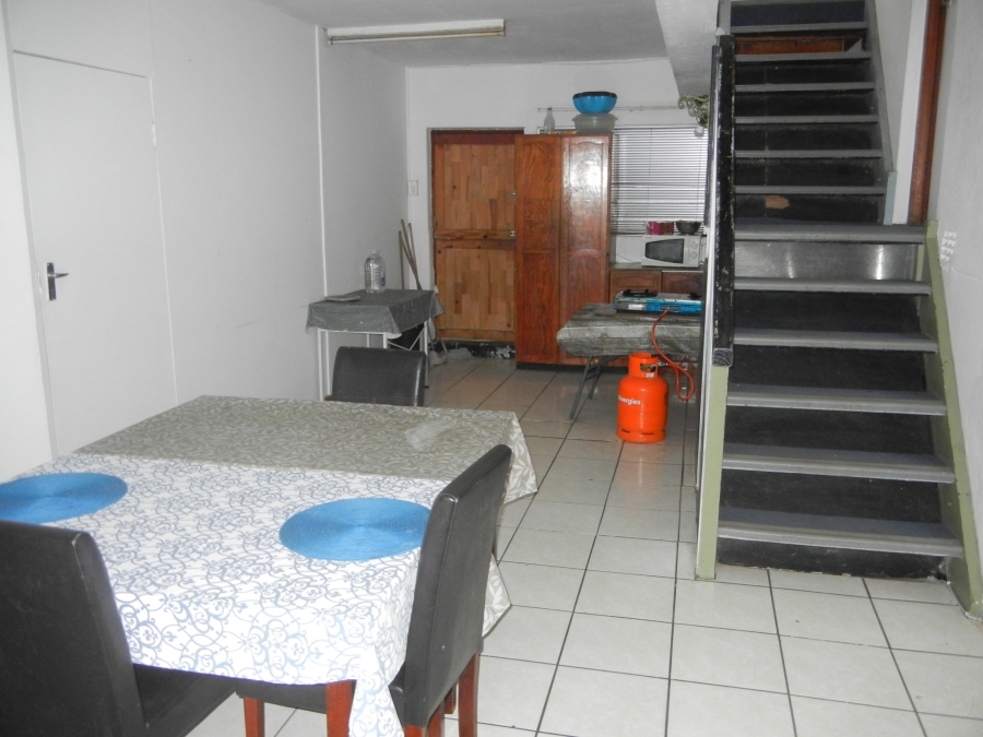 9 Bedroom Property for Sale in Sunnyridge Eastern Cape